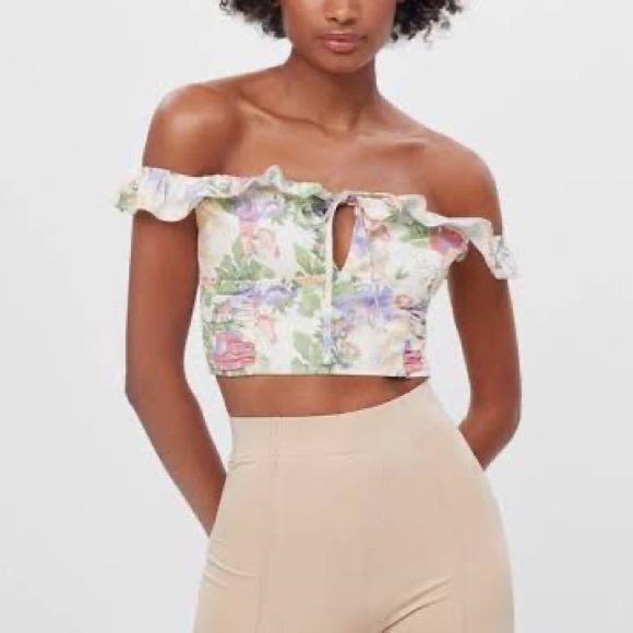 Bershka Tops - BERSHKA Peasant Floral Crop Top